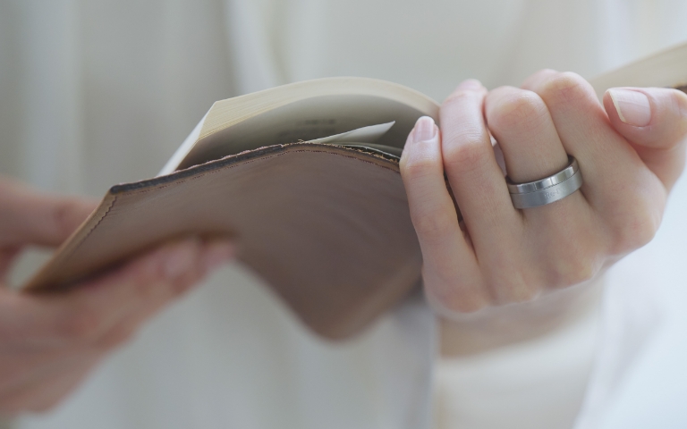 피부에 부드럽고 안전한 소재 사용